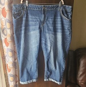 Cato Women's Capri Jeans